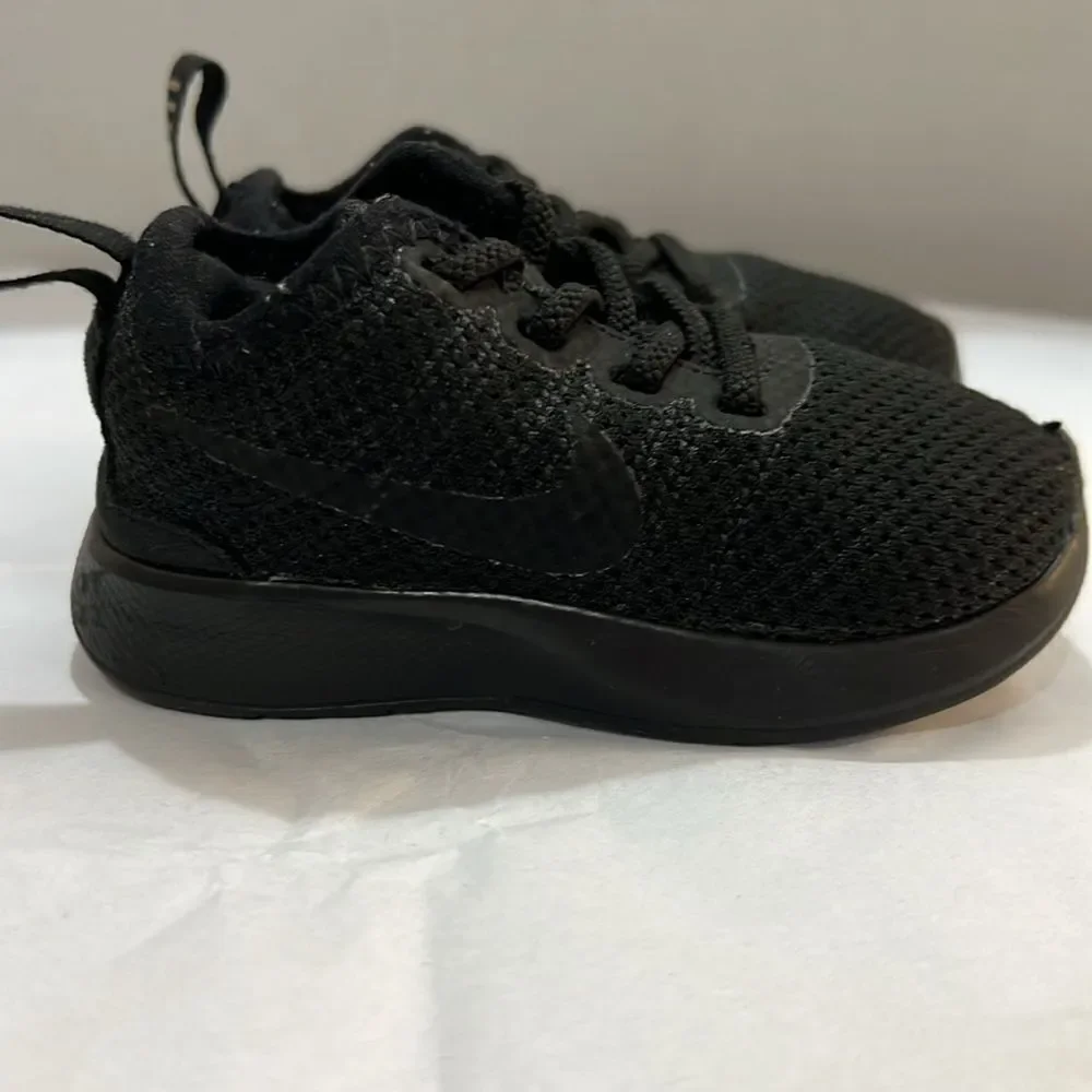Nike Black pull on sneakers size 4C NWOT